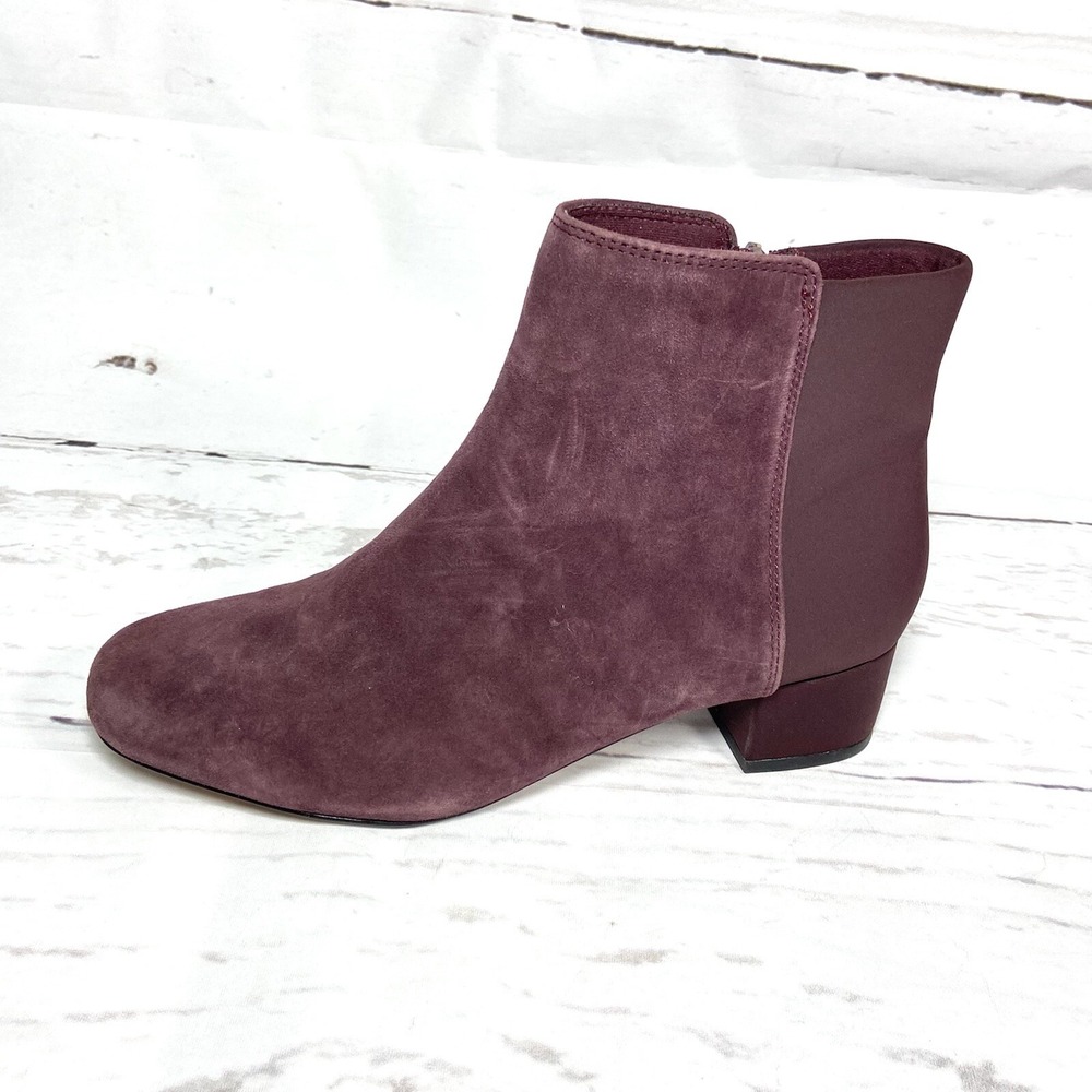 Clarks Boots‎ Women's Size 8.5 M Burgundy Ankle Suede /Fabric Block Heel
